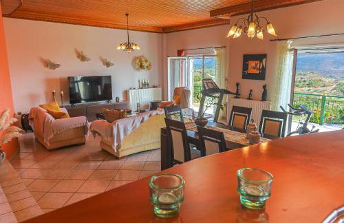 Villa Theano - Family House in Lixouri, Kefalonia - Photo 32