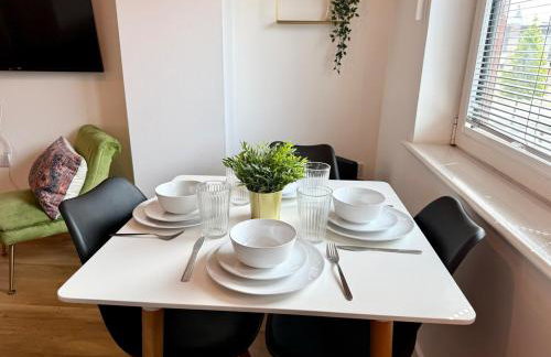 Charming 1BR Apartment In Heart of Cardiff Bay - Foto 15