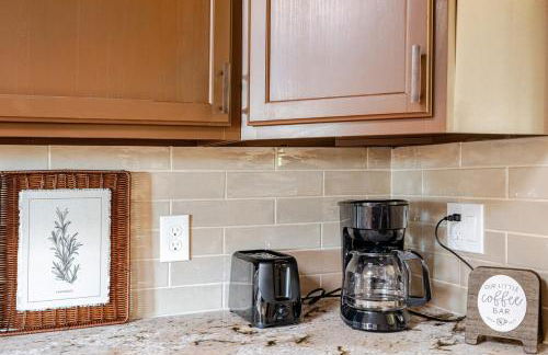 l NEW l 5BR 3BTH Large and Modern Home l Central LOC l 1 ACRE lot - Foto 42