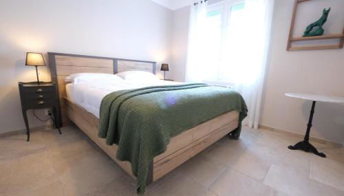 vacation rental with pool and poolhouse, close to arles in moulès- sleeps 8 - Foto 5