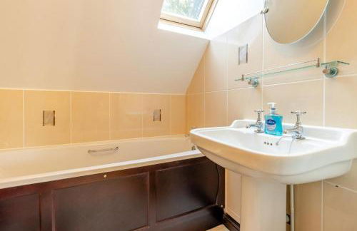 2 Bed in Llangorse oc-t30290 - Photo 12