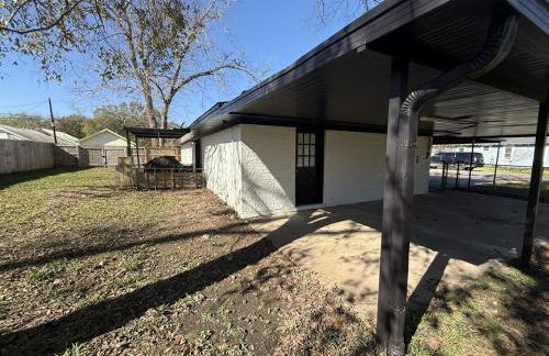 Charming 3-Bedroom Short-Term Rental in Port Neche - Foto 28