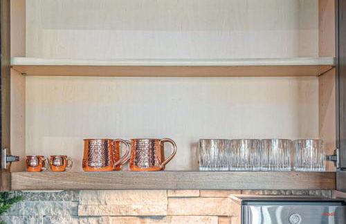 Luxury Stay with Golf Simulator and 3 King Bedrooms - Foto 46