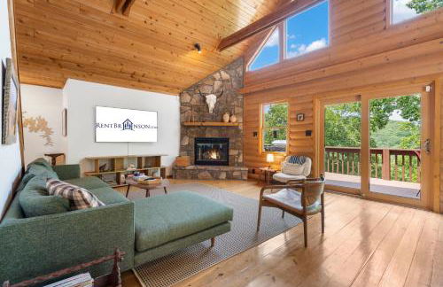 Secluded-Pvt Hot Tub-Free Daily Tickets-Walk to Table Rock Lake - Foto 3