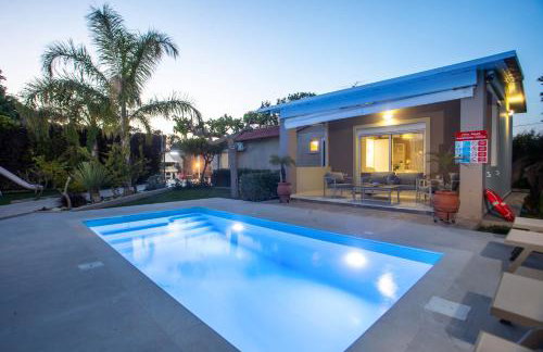 Sea Breeze & Nature villa, with heated pool and garden retreat - Foto 16