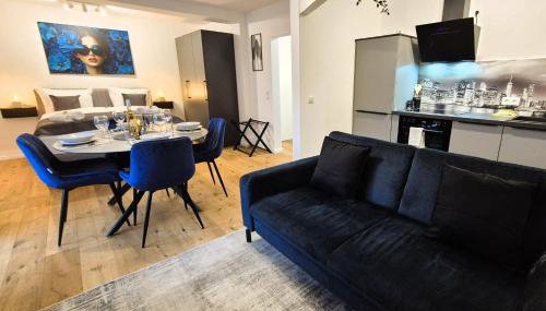 NAVIA Vela Premium - Parkplatz, Boxspringbett & Balkon - Foto 2, room service