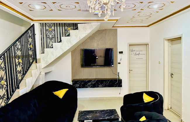 Villa Amina Splendid and Elegant - Photo 9