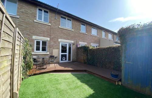 2 Bed House in Hampton - Free parking - Foto 11