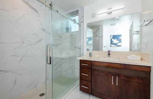 Modern and Chic 2BR Gem with Luxe Finishes, Parking - Foto 5