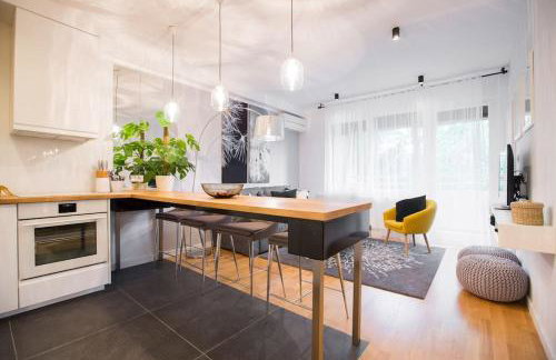 Hella Apartment - Photo 4