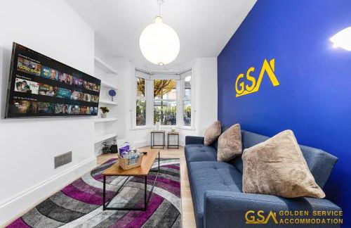 Stylist and Cosy 3 Bed House Leytonstone Sleeps 7 - Foto 1