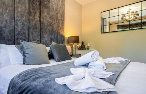 Luxury 3 Bed Apartment, Train Station - Foto 28