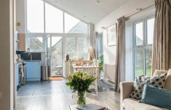 Blueberry Barn, light and airy barn conversion near Bruton - Foto 1