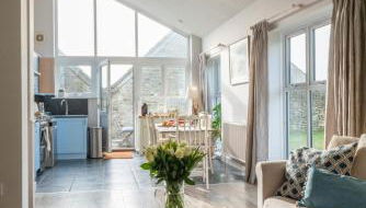 Blueberry Barn, light and airy barn conversion near Bruton - Foto 1