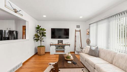 Charming Farmhouse Retreat - Foto 2