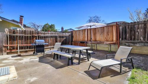 *DESIGNER East Bay Remodel Home* - Foto 5