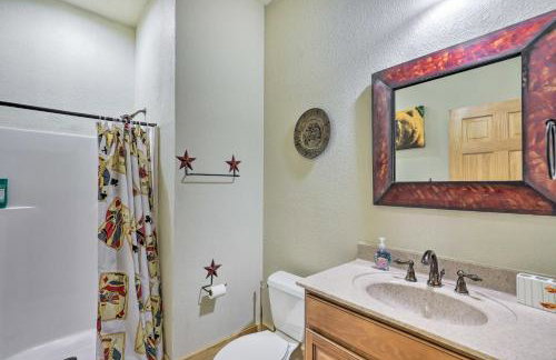 Getaway Chalet in Mars Hill with Hot Tub and Views! - Foto 27