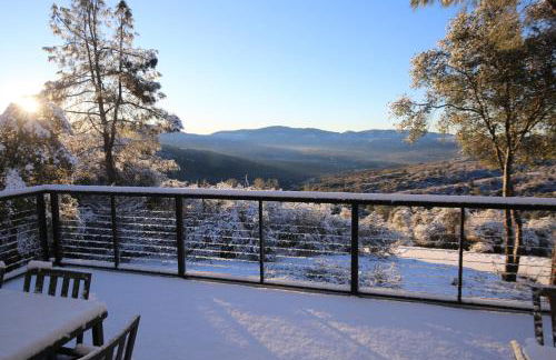 High End A-Frame - Hot Tub - Awesome Views - Yosemite - Electric Vehicle Friendly - Sleeps 10 - Foto 9