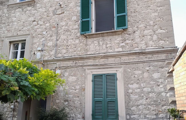 Perusia home - Photo 21