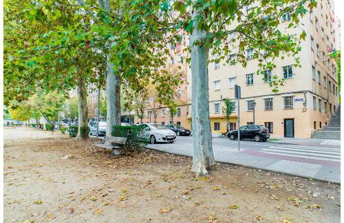 Apartamentos Madrid Rio - Photo 9