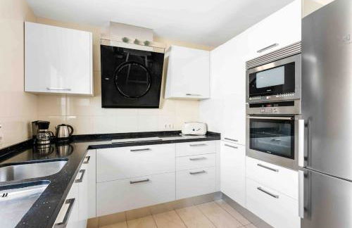 Holiday Home PISCINA PRIVADA CLIMATIZADA Teide Views, BBQ - Foto 13