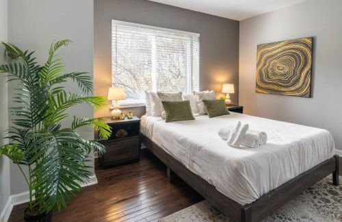 Two Comfy Condos Near City Center OTR UC Zoo - Foto 21