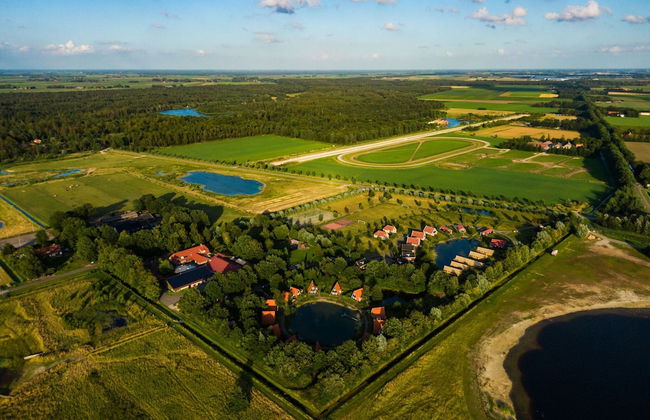 Spacious Nature Retreat - Photo 25