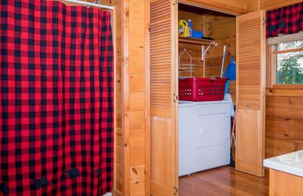 Red Apple Mountaintop cabin hot tub, WiFi, Pet friendly, Fireplace, pit, BEST VIEWS - Foto 27