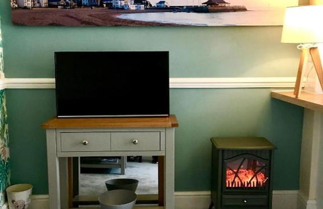 Cosy Coach House Garden Apt by the Sea Res Parking - Foto 17