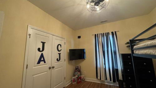 Colorful home sleeps up to 8 - Foto 3