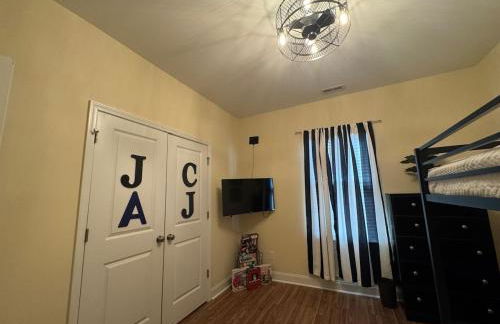 Colorful home sleeps up to 8 - Foto 3