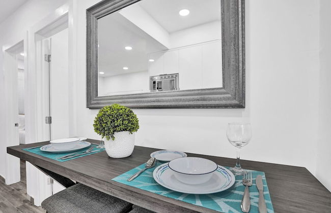 Newly Renovated #4 Close to the Beach w/ Parking - Foto 13