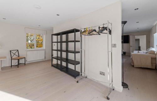 Home with Natural Mineral Spring Water near Stamford - Foto 20