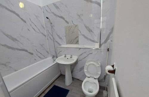 5 Bedroom House in Romford - Foto 27