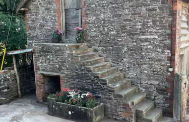 The Cottage at Sychnant Farm - Photo 26