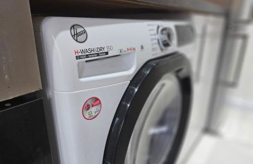 StayZen Apartments - Private Garden & Free Parking Ground Floor Central Woking - Business & Leisure - Photo 19