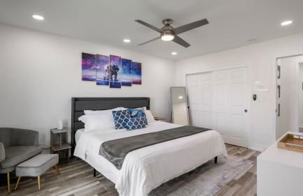 Desert Villa - EV, Hot Tub, Grill, Bar, Games, RV Parking in Twentynine Palms Downtown - Foto 43