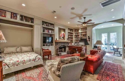 Artist's Library with a Private Swimming Pool - Foto 6