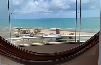 Flat pé na areia à beira-mar - Foto 1