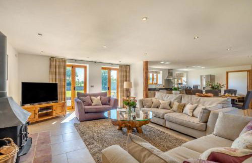 3 Bed in Lower Bodham oc-p29593 - Photo 2