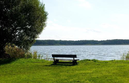 Wooden Holiday Home by Lake Scharmützelsee - Foto 37