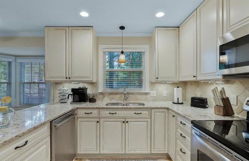 Cozy 4bd Home - NC State & Airport nearby - Foto 18