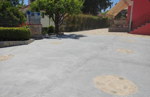 DIMITRIS EYRIAKIS COTTAGE - Photo 48