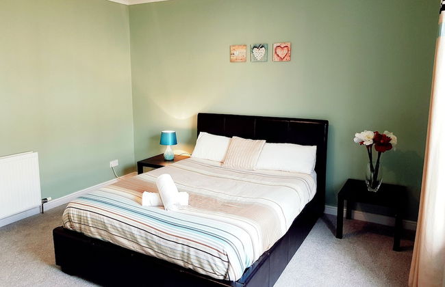 Warm Cosy Family Home With Free Parking - Foto 11