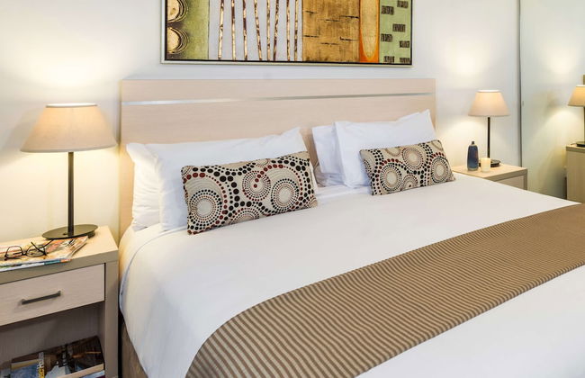 Oaks Sydney Castlereagh Suites - Photo 10