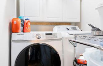 Perfectly Located 3 Bed 3.5 Bath Beautiful Townhome - Photo 37