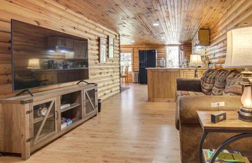 Hike, Golf and Explore Pet-Friendly Apt in Etowah - Foto 1