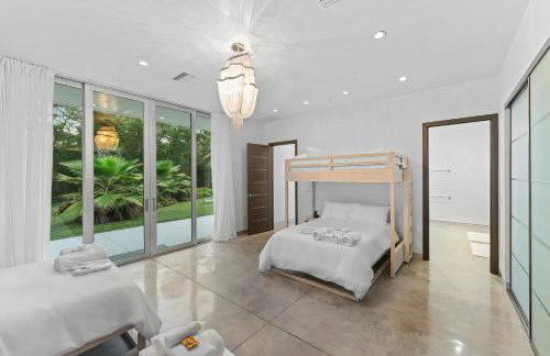 Floral City Oasis - Pool, BBQ Area & Forest View - Foto 38