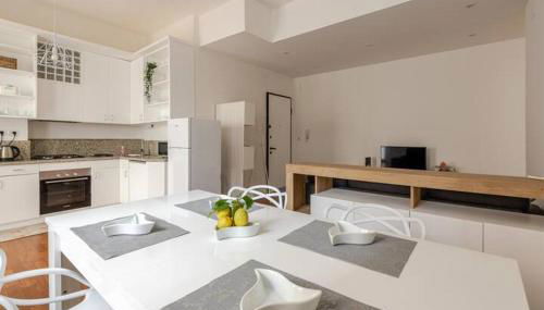 Like at Home - Close to Metro, Stadio San Siro, Duomo with private parking place - Foto 4