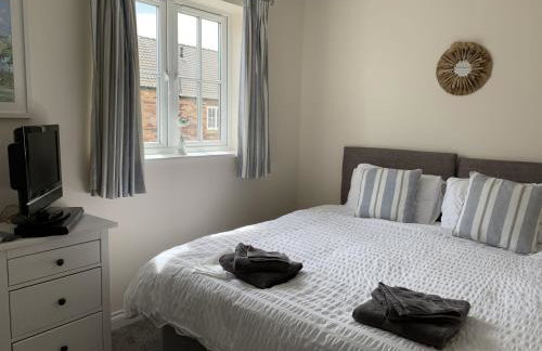 Seaside Cottage, The Bay, 2 bedrooms, patio, parking nearby, 2 dogs welcome - Foto 10